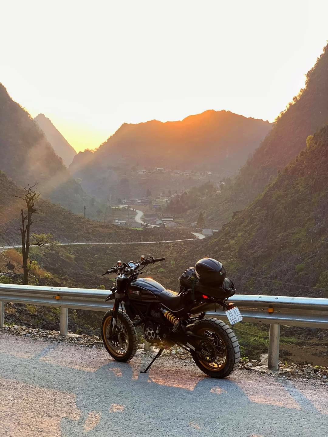 indochina motorbike tours